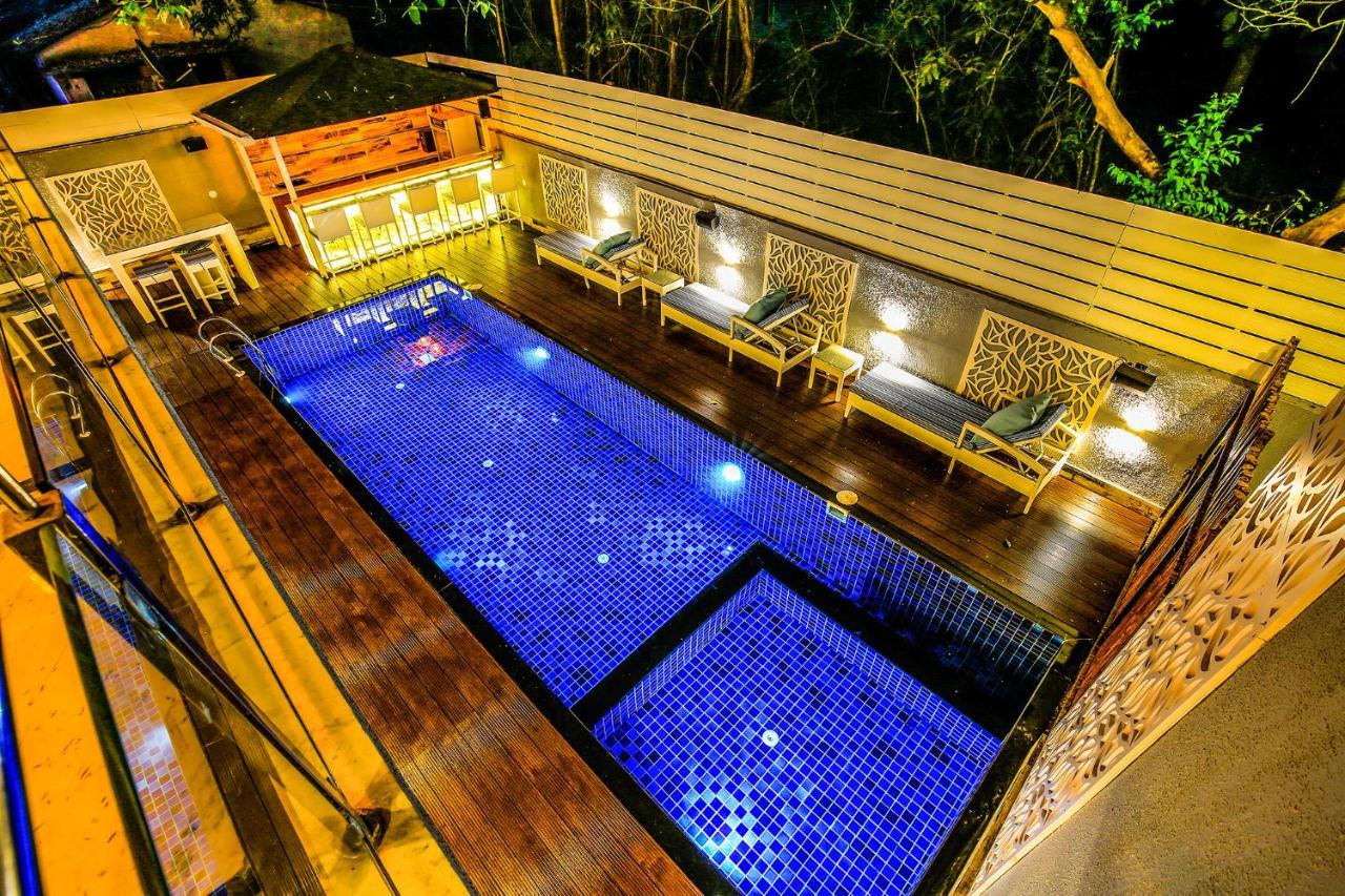 Fabhotel Casa Kiara With Pool Side Bar, Calangute Luaran gambar